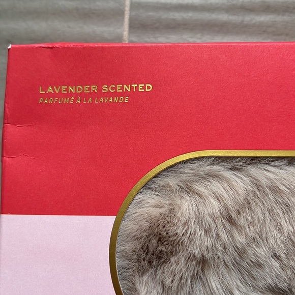 NWT - Faux Fur Eye Pillow - Picture 4 of 5